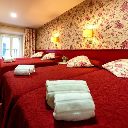 Hostal Matheu Madrid Exterior photo